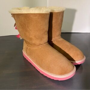 UGG Bailey Bow II Boots Chestnut Pink Soles Women’s 6